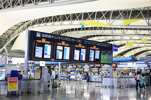 空港から研修センター間の技能実習生送迎サービスがございます